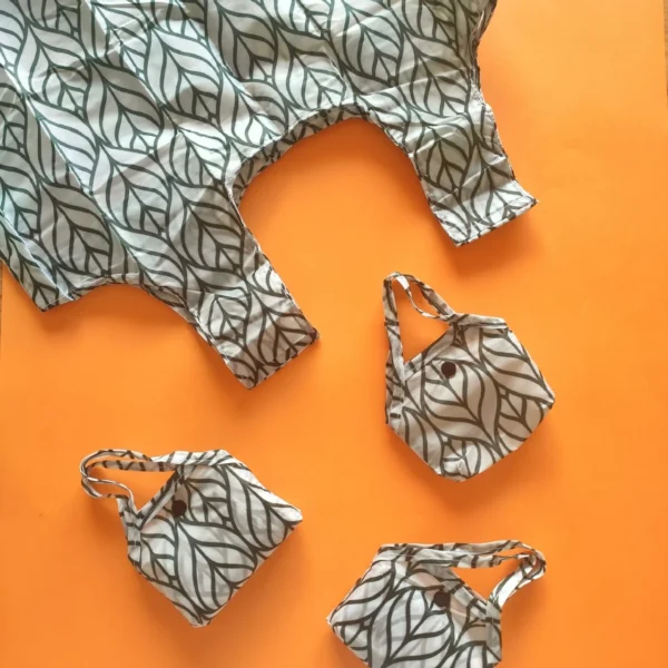 Bolsa hojas verdes