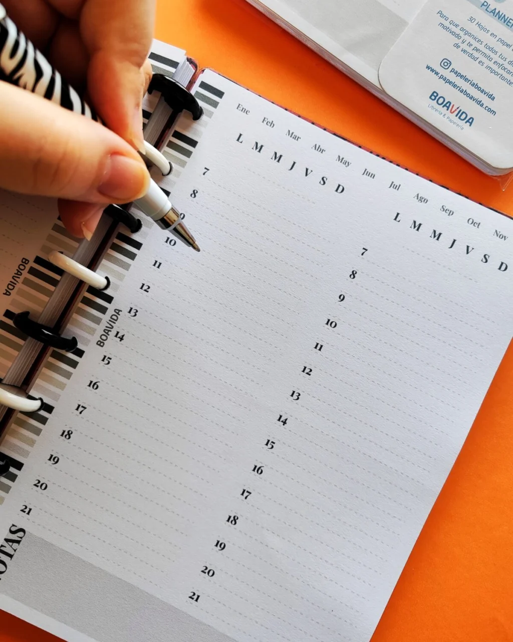 Planner Diario A5 - "Monochrome"