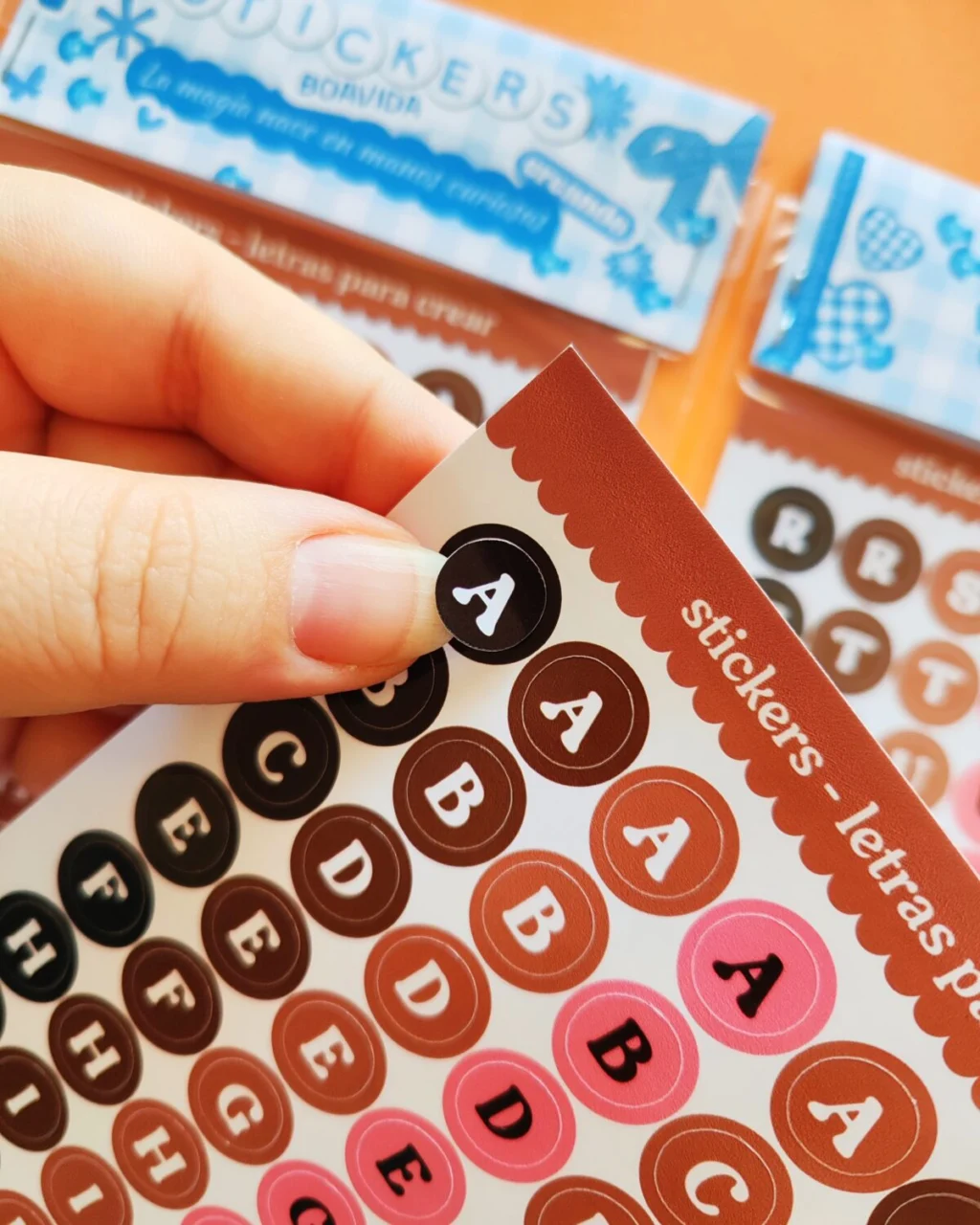 Sticker "Letras para crear "- circulares chocolate