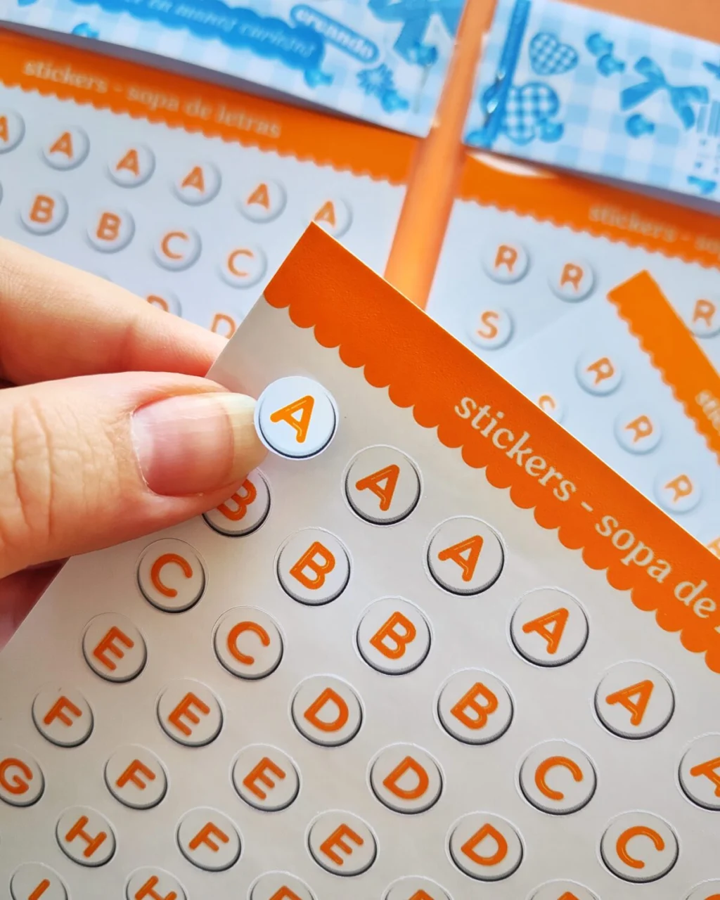 Sticker "sopa de Letras "- alfabeto beads amarillo