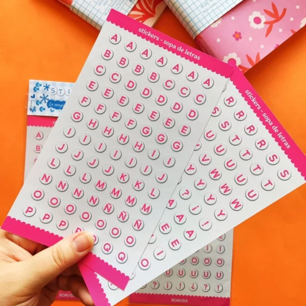 Sticker "sopa de Letras "- alfabeto beads rosas